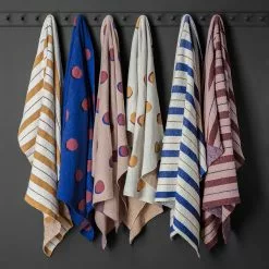 Ferm Living Kids Pinstripe Huopa, Sininen -Outdoor Textiles myynti ferm living kids pinstripe huopa 2