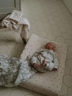 Garbo & Friends Bleu Vaippamattosuojus Musliini, 50x70 Cm -Outdoor Textiles myynti garbo friends bleu muslin changing mat cover 50x70x10 2