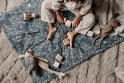 Garbo & Friends Fauna Forest Täytepeitto, 90x120 Cm -Outdoor Textiles myynti garbo friends fauna forest filled blanket 2