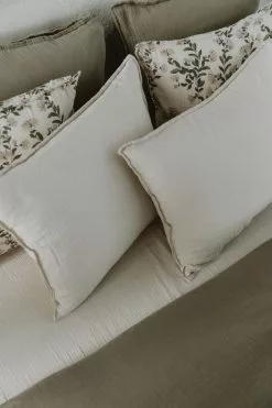 Garbo & Friends Geranium Muotoonommeltu Lakana Musliini 60x120 Cm, Junior 8 Garbo & Friends Geranium Muotoonommeltu Lakana Musliini 60x120 Cm, Junior -Outdoor Textiles myynti garbo friends geranium muslin fitted sheet 3 5