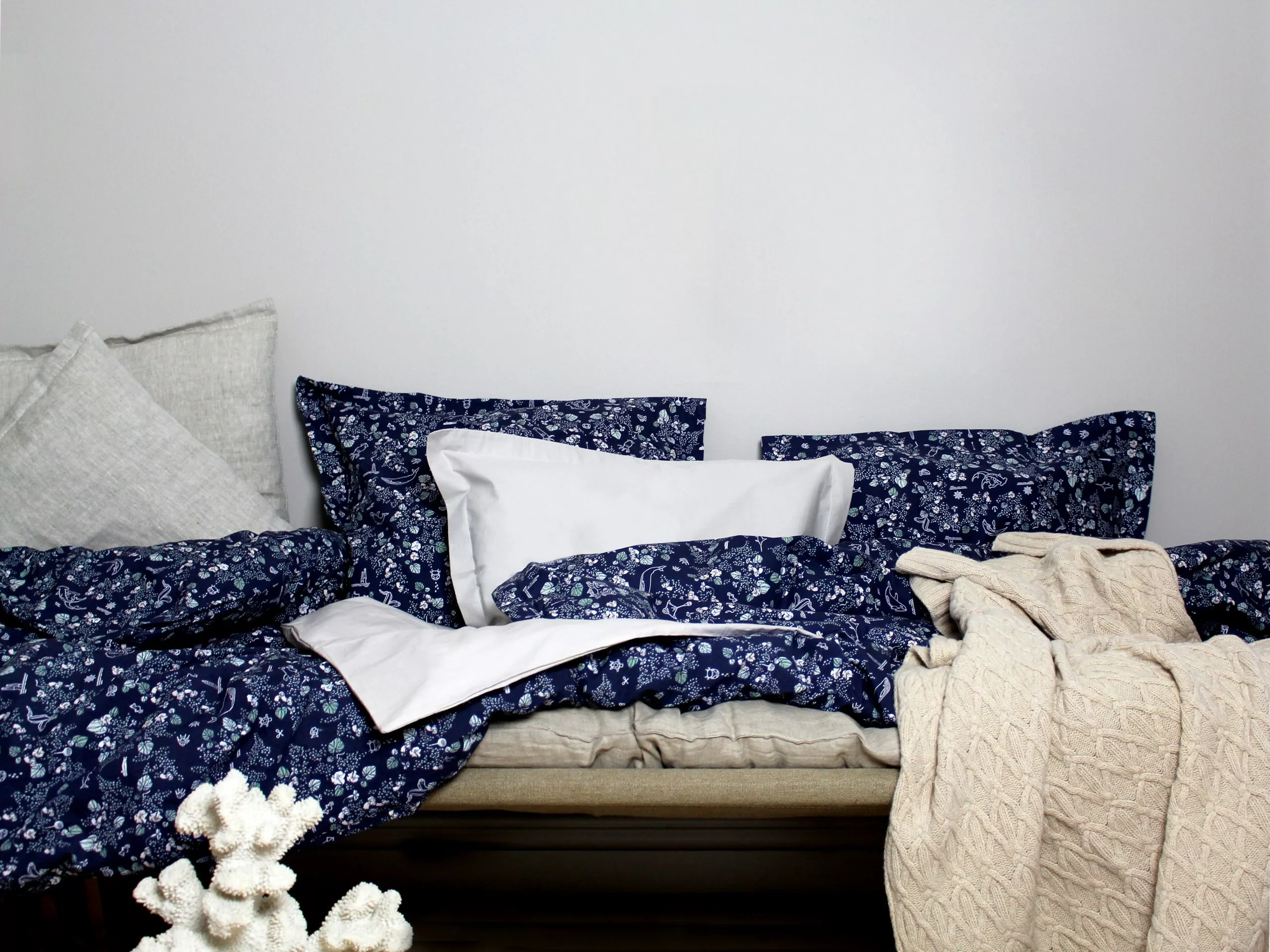 Garbo & Friends Mares Dark Bedset 70x80 Cm, Baby 2 Garbo & Friends Mares Dark Bedset 70x80 Cm, Baby - Image 2