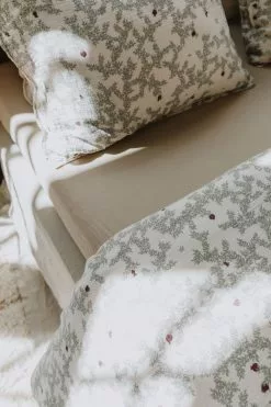 Garbo & Friends Pomegranate Tyynynpäällinen Musliini, 50x90 Cm -Outdoor Textiles myynti garbo friends pomegranate muslin pillowcase 1 1