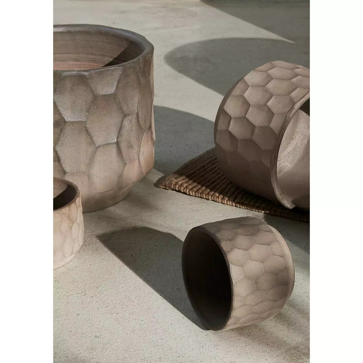 Kähler Gro Flowerpot 21,5 Cm, Light Sand 5 Kähler Gro Flowerpot 21,5 Cm, Light Sand - Image 5