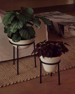 Menu Daiza Kukkaruukku Ivory, Ø25x35 Cm -Outdoor Textiles myynti menu daiza planter h35 25 ivory 6