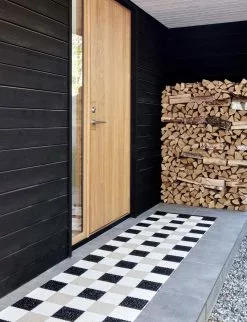 Pappelina Pix Matto Musta / Vanilla / Beige, 70x160 Cm -Outdoor Textiles myynti pappelina pix rug black vanilla beige 1 2