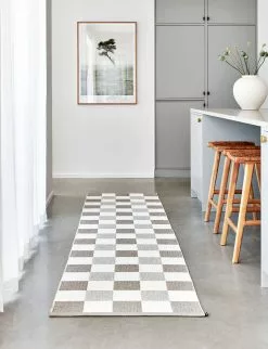 Pappelina Pix Rug Dark Linen / Vanilla / Linen, 70x160 Cm 5 Pappelina Pix Rug Dark Linen / Vanilla / Linen, 70x160 Cm -Outdoor Textiles myynti pappelina pix rug dark linen vanilla linen 1 2