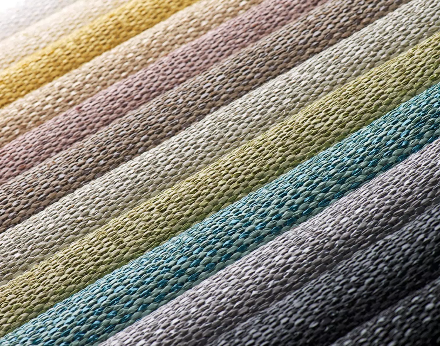 Pappelina Svea Matto 70x160 Cm, Metallic Grey/Grey 5 Pappelina Svea Matto 70x160 Cm, Metallic Grey/Grey - Image 5