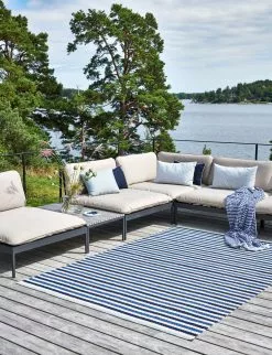 Pappelina Teo Matto Denim / Tummansininen / Vanilla, 140x200 Cm -Outdoor Textiles myynti pappelina teo rug denim dark blue vanilla 1 1