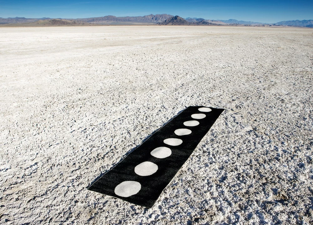 Pappelina Vera Matto 70x150 Cm, Punainen/Vanilija 3 Pappelina Vera Matto 70x150 Cm, Punainen/Vanilija - Image 3