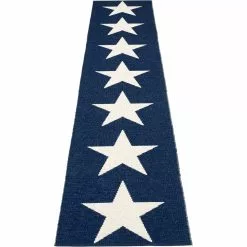 Pappelina Viggo One Matto Dark Blue/ Vanilla, 70x350 Cm